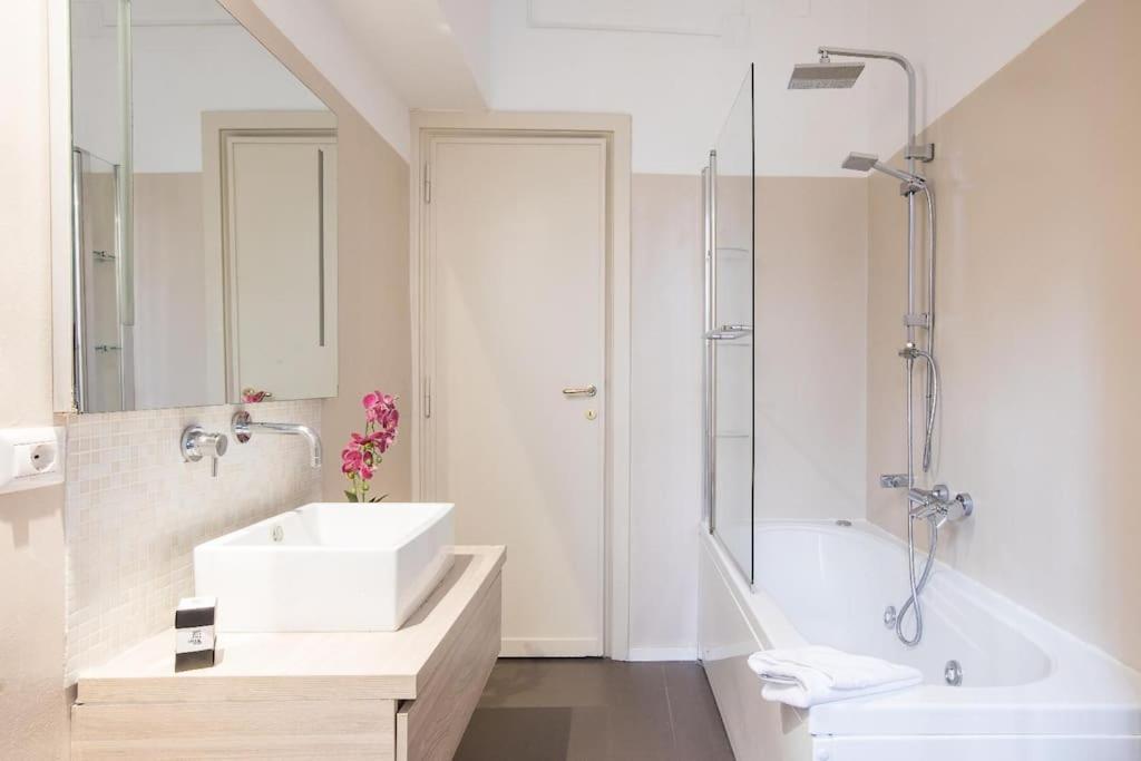 My Trastevere Three Bedroom View Apartment -Top Collection Roma Ngoại thất bức ảnh